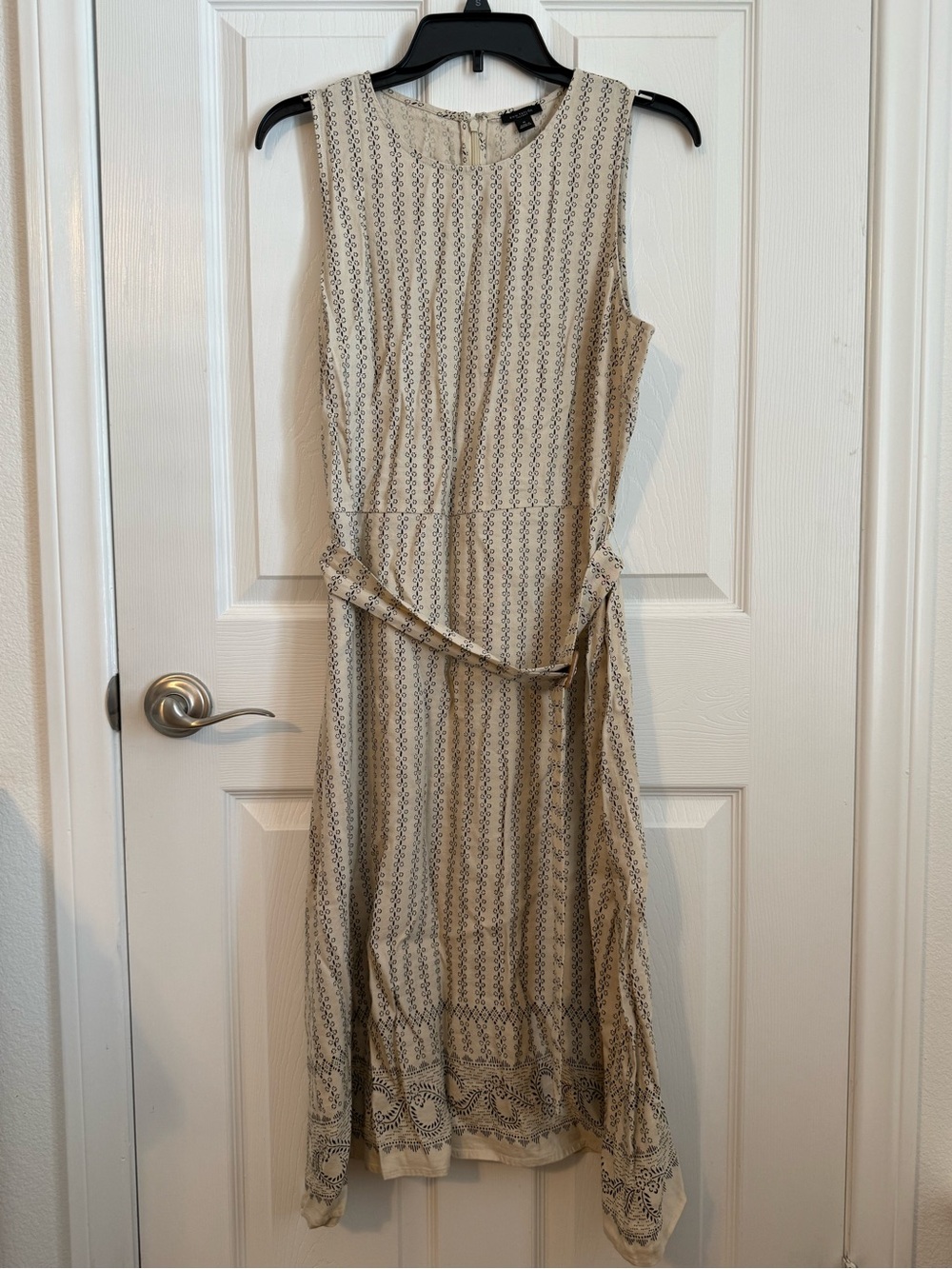 NWT Ann Taylor Cream Patterned Midi Dress with Waist Tie